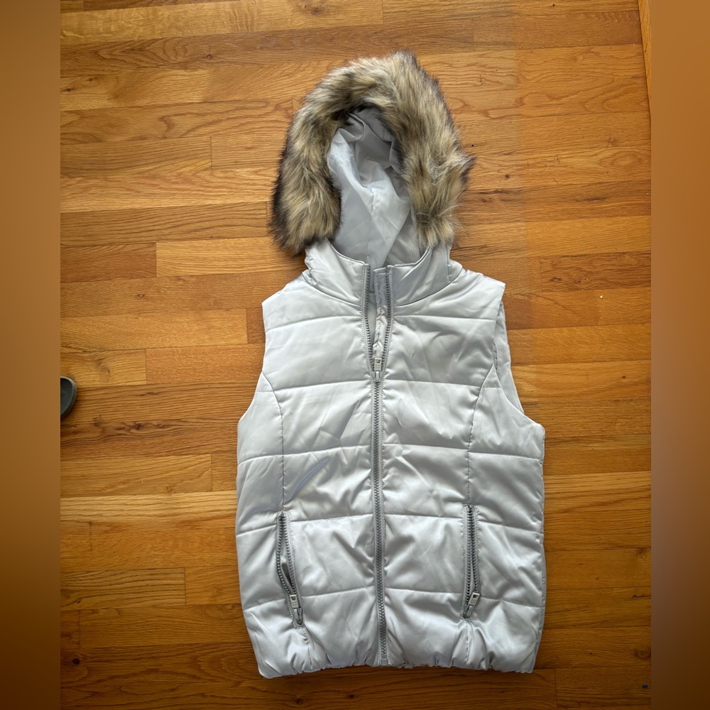 Liz Claiborne Medium Light Gray Vest with Faux Hood